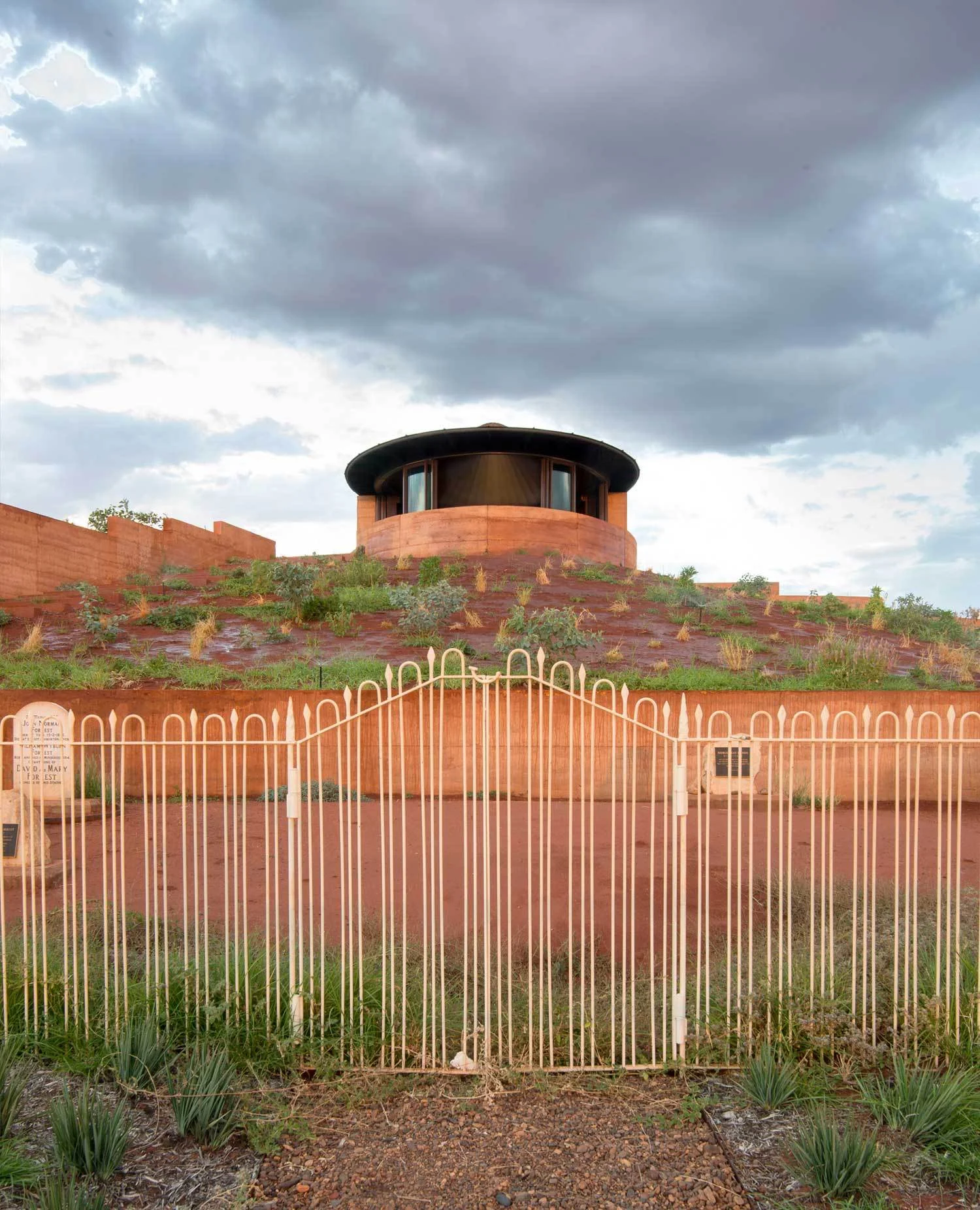 The-Great-Wall-of-WA-by-Luigi-Rosselli-Architects-Yellowtrace-10.jpg