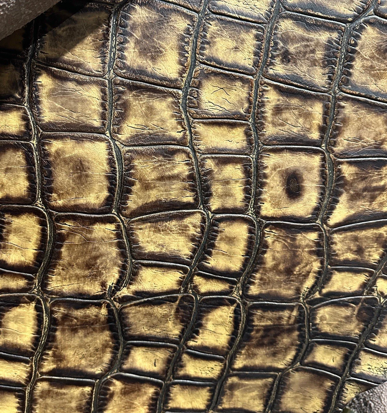 Jumbo Croc Hazelnut