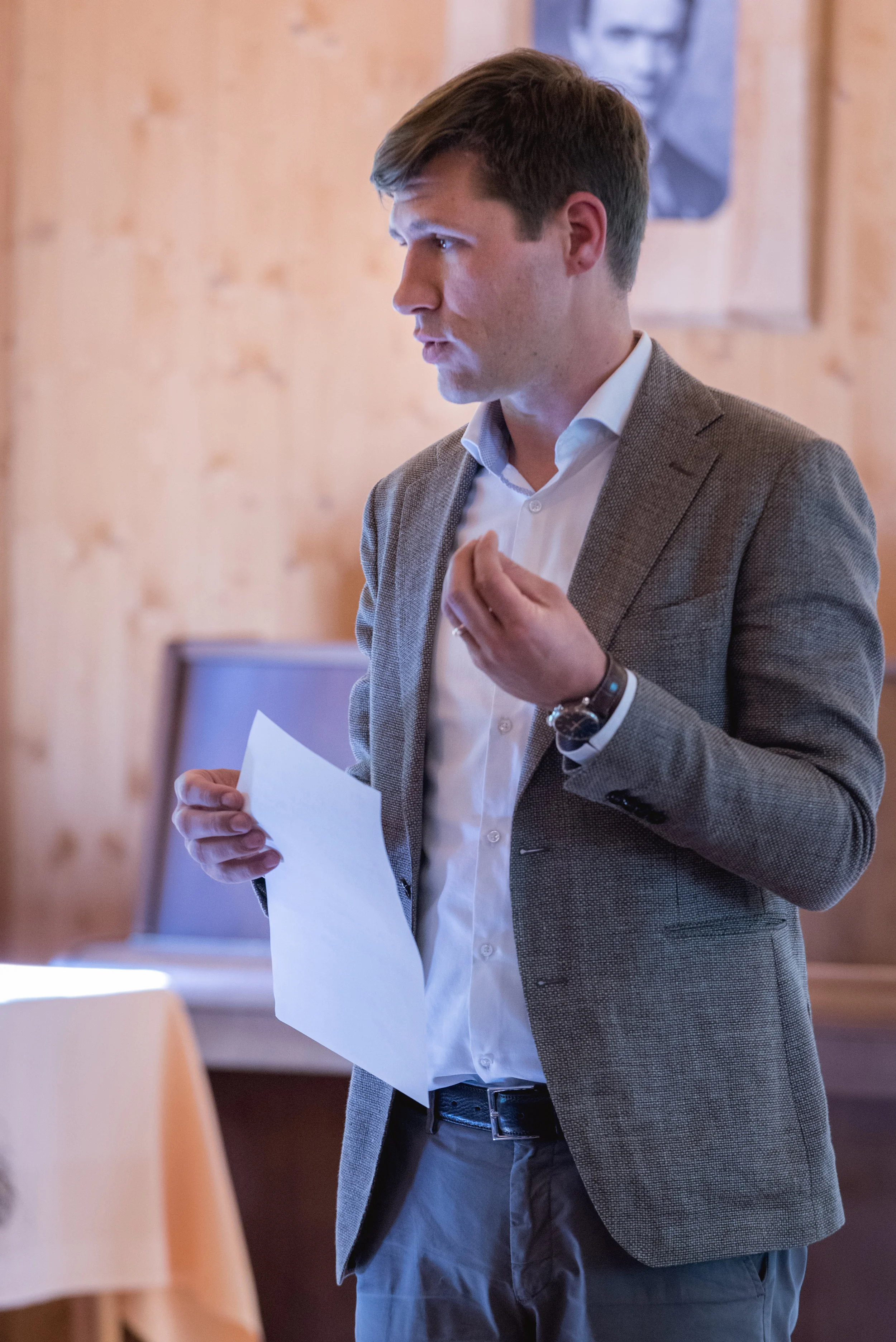 Philipp Busche Geschäftsführung, Ausbildungskollegium Medizinstudium in Rostock und Tübingen. Ausbildung in Anthroposophischer Medizin in der Klinik Arlesheim und der Eugen-Kolisko-Akademie. Facharzt für Innere Medizin und Gastroenterologie, Notfallmedizin. Ärztliche Leitung Innere Medizin an der Klinik Arlesheim. Vorstand GAÄD und Initiative für Ausbildung in Anthroposophischer Medizin.