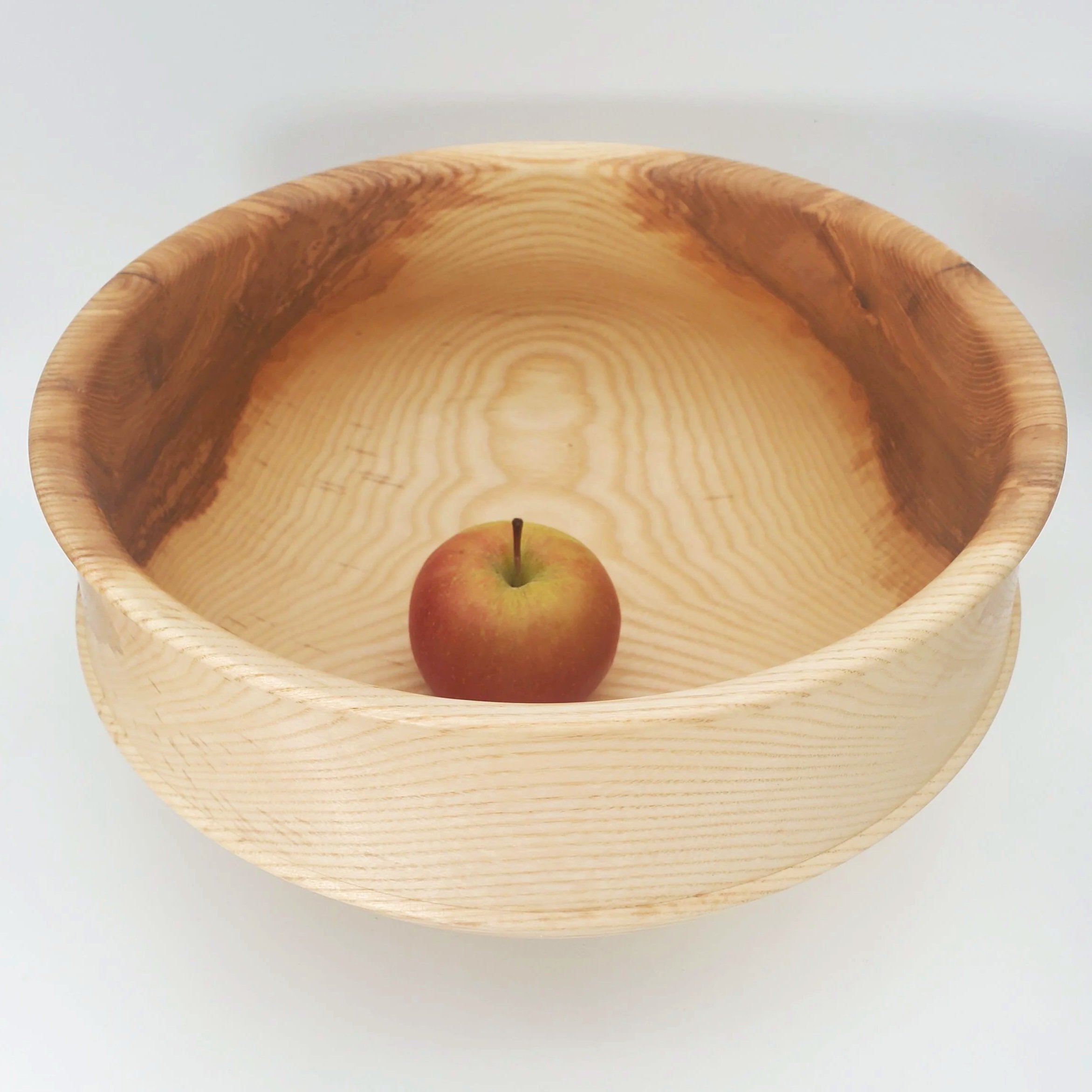 #44 Large Ash Bowl with Bead