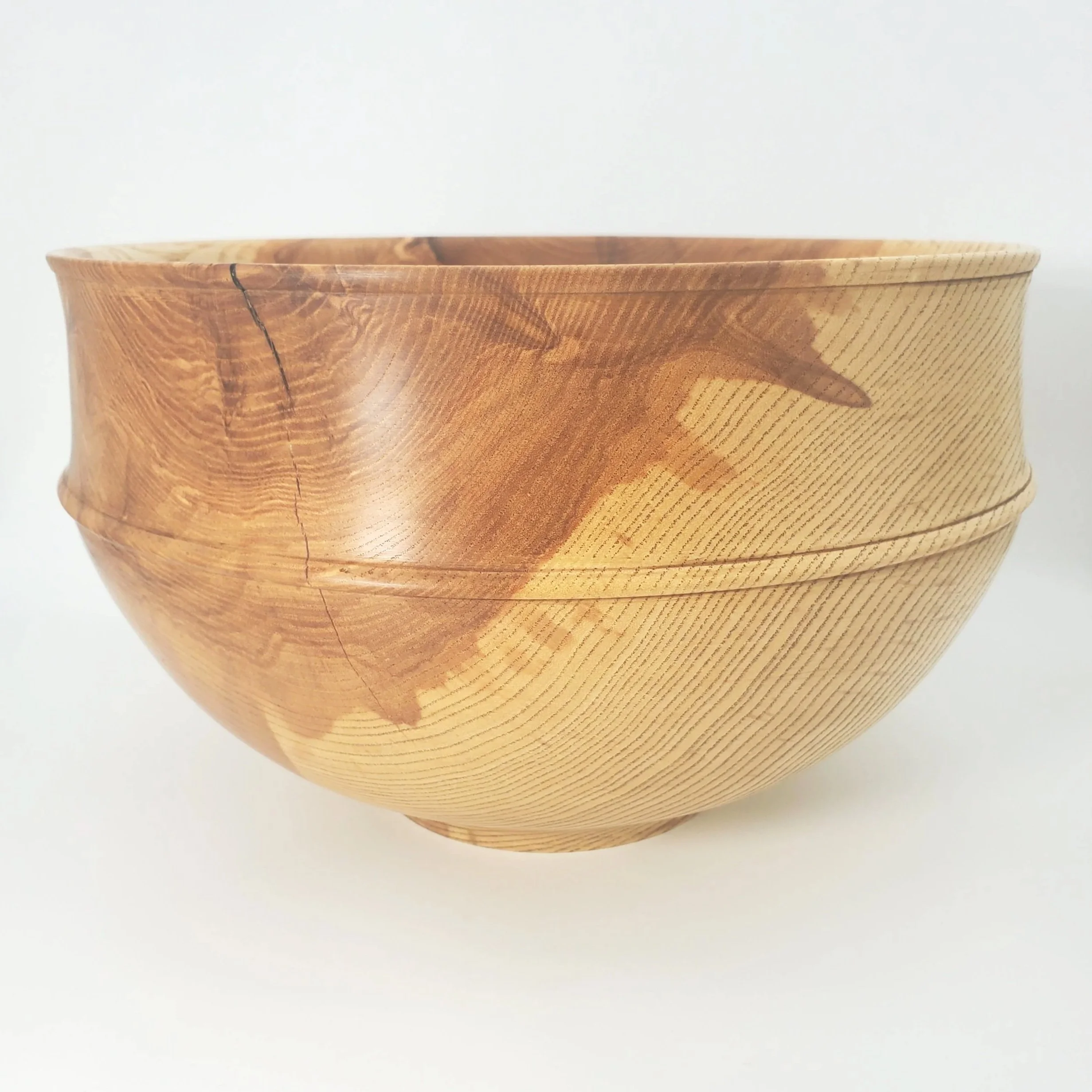 #41 Large Ash Bowl with Bead