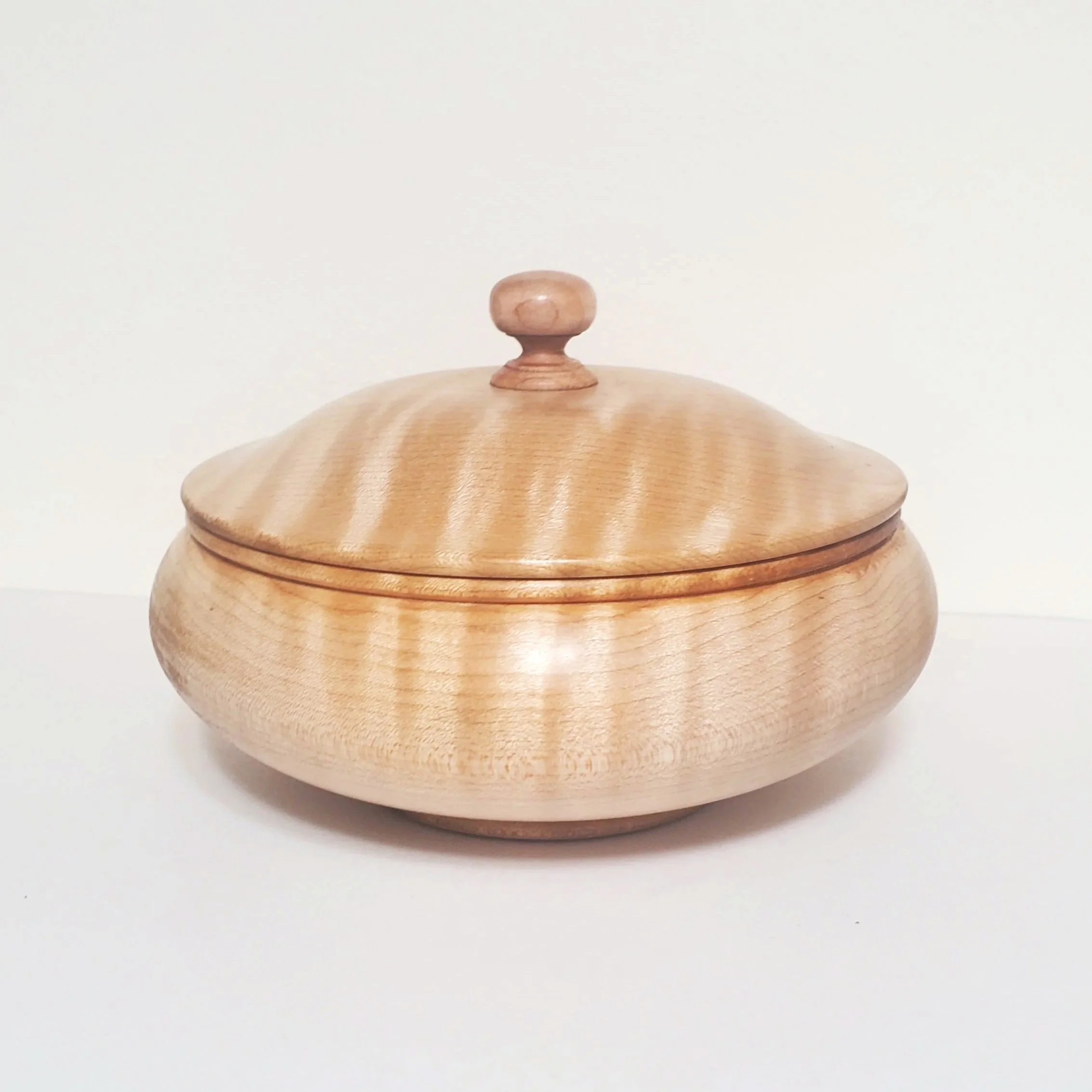 #187 Tiger Maple Container