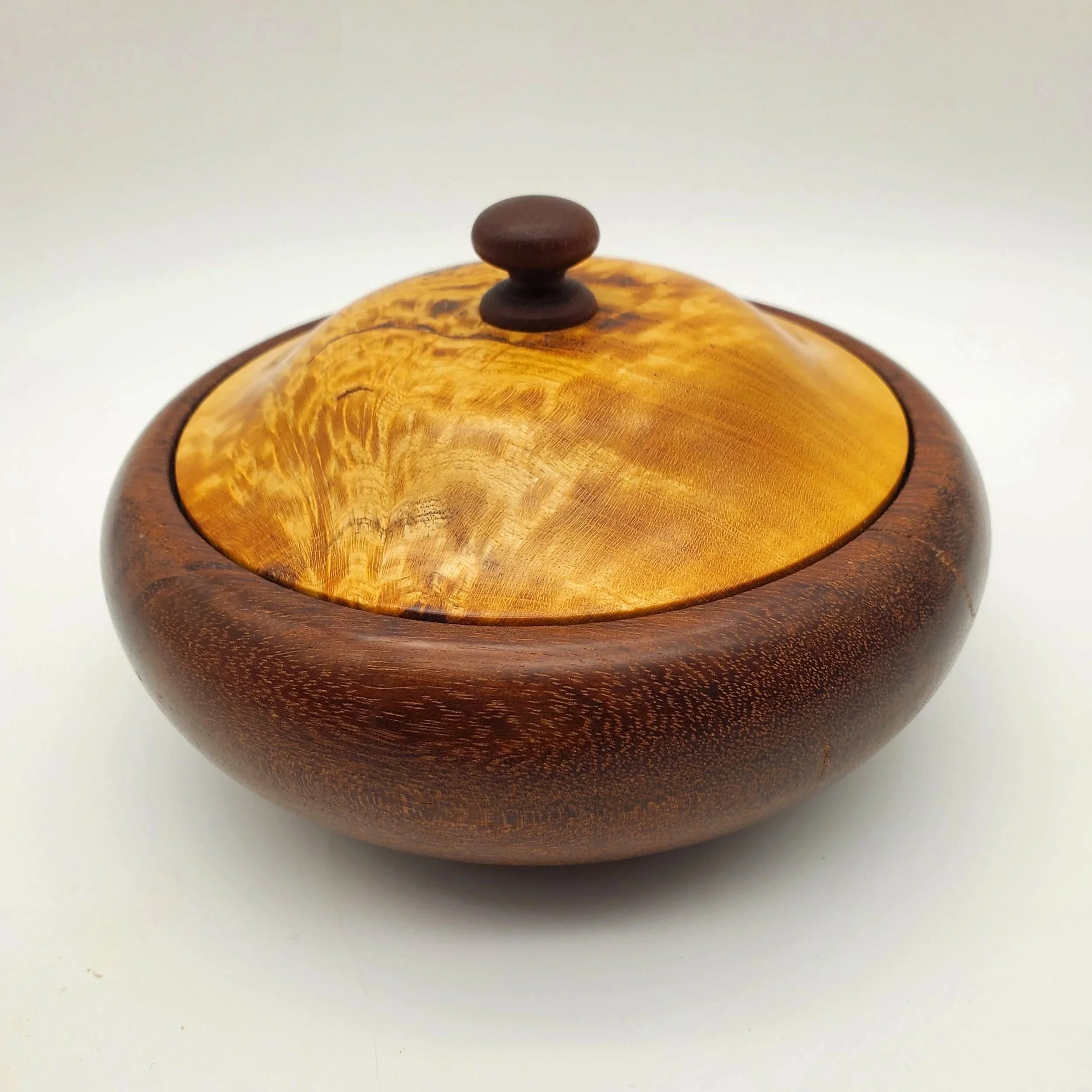 #192 Bubinga Container with Satinwood Lid