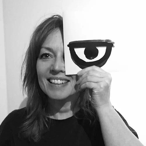 Esther_met_oog-500px-thumbnail.jpg