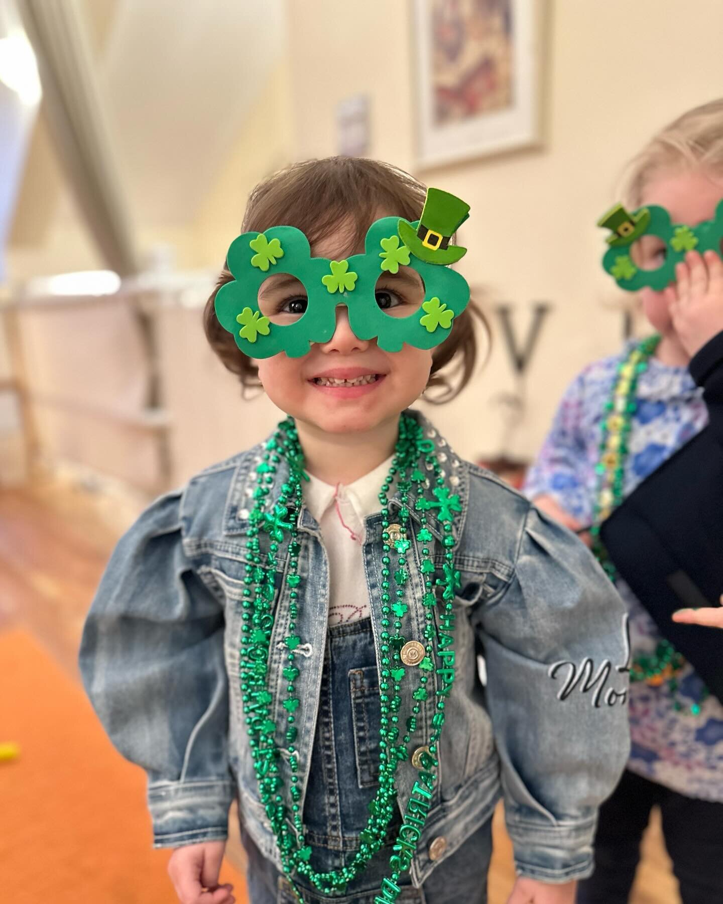Happy St. Patrick's Day! 

May the luck of the ☘️ always be with you! 

☘️💚☘️💚☘️💚☘️💚☘️💚☘️💚☘️💚☘️

#stpatricksday #nyc #littlelearning #littlelearninginc #wherelearningfeelslikemagic