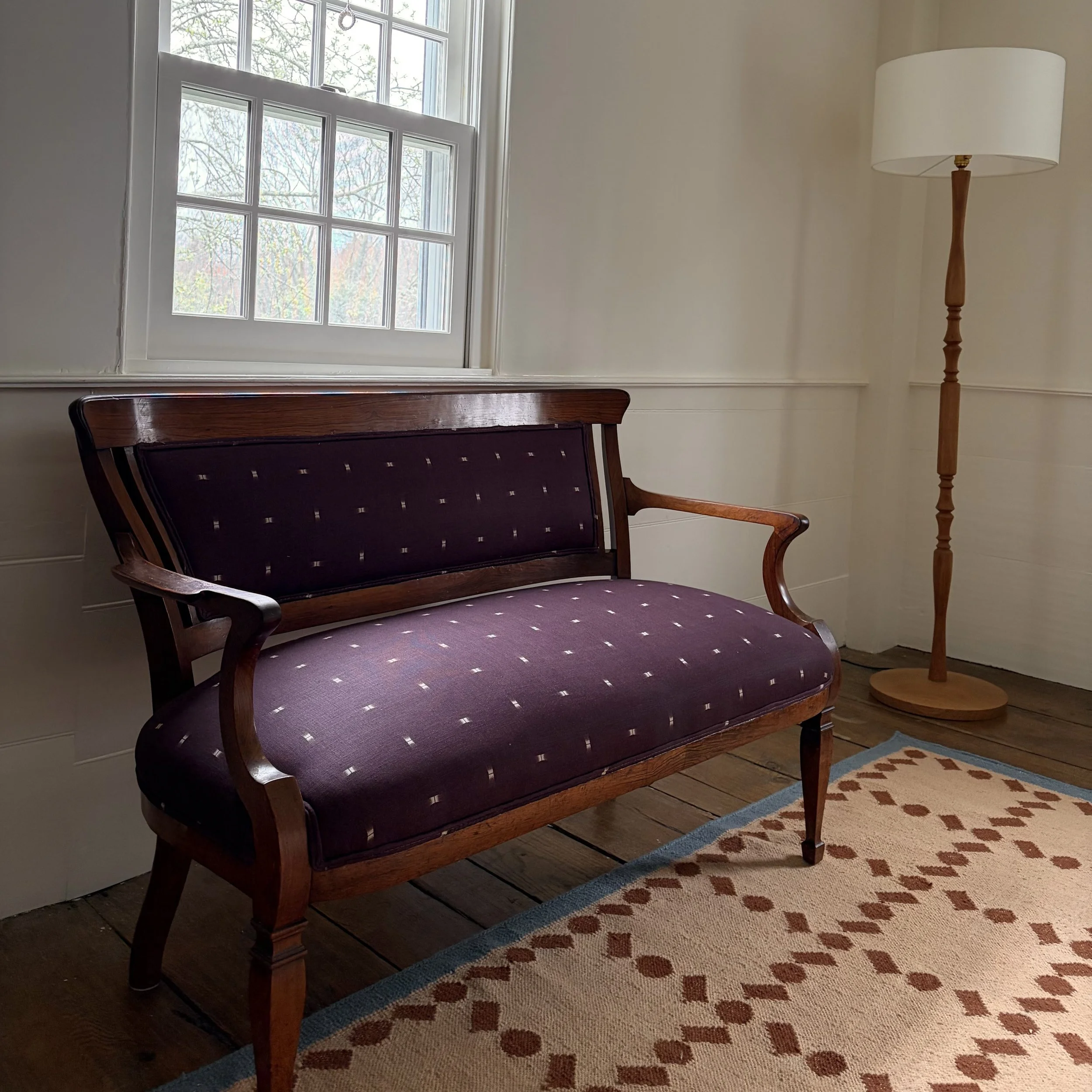 settee.jpeg