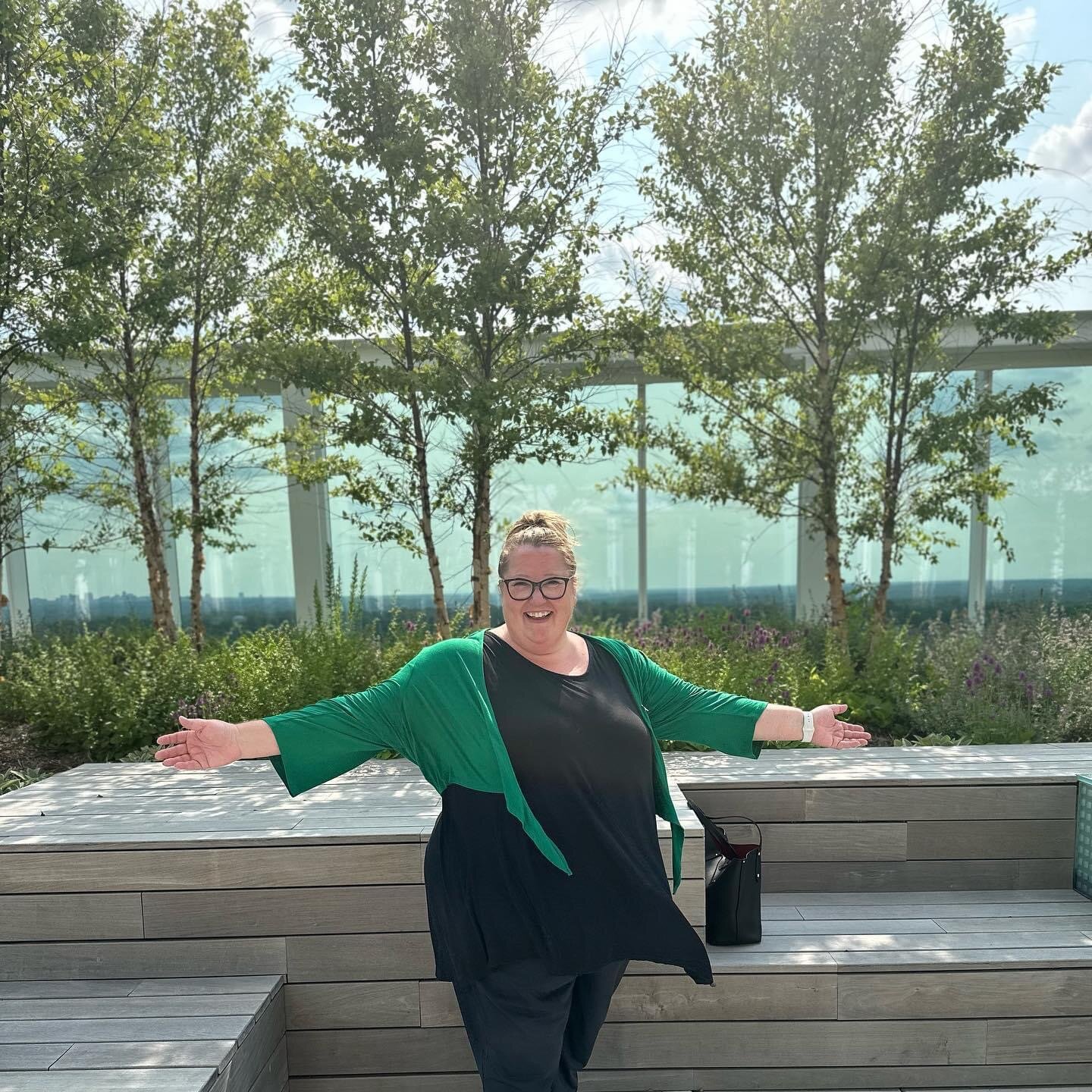 Jenna Dosch, Creative Services Manager, recently had the opportunity to visit Marriott International Headquarters in Bethesda, Maryland where she met with Marriott DAM Digital Asset Systems Manager, Susan Pleiman. 

&ldquo;We had a chance to discuss,