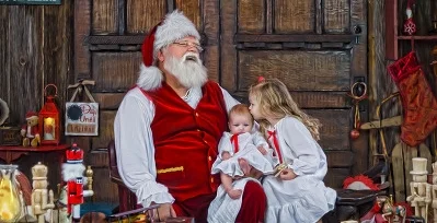 Santa googd bye.jpg