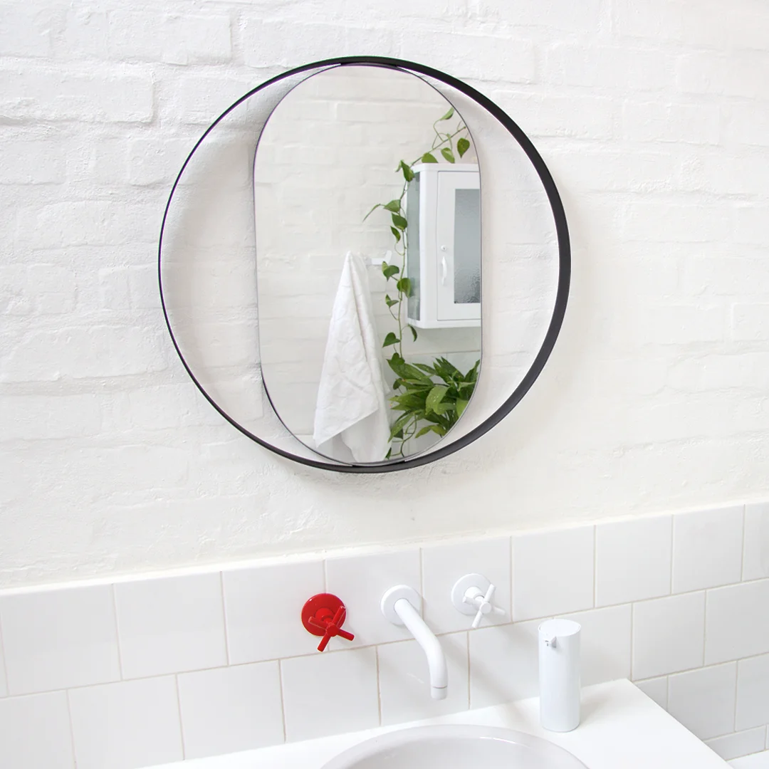 1. Mirror O.jpg