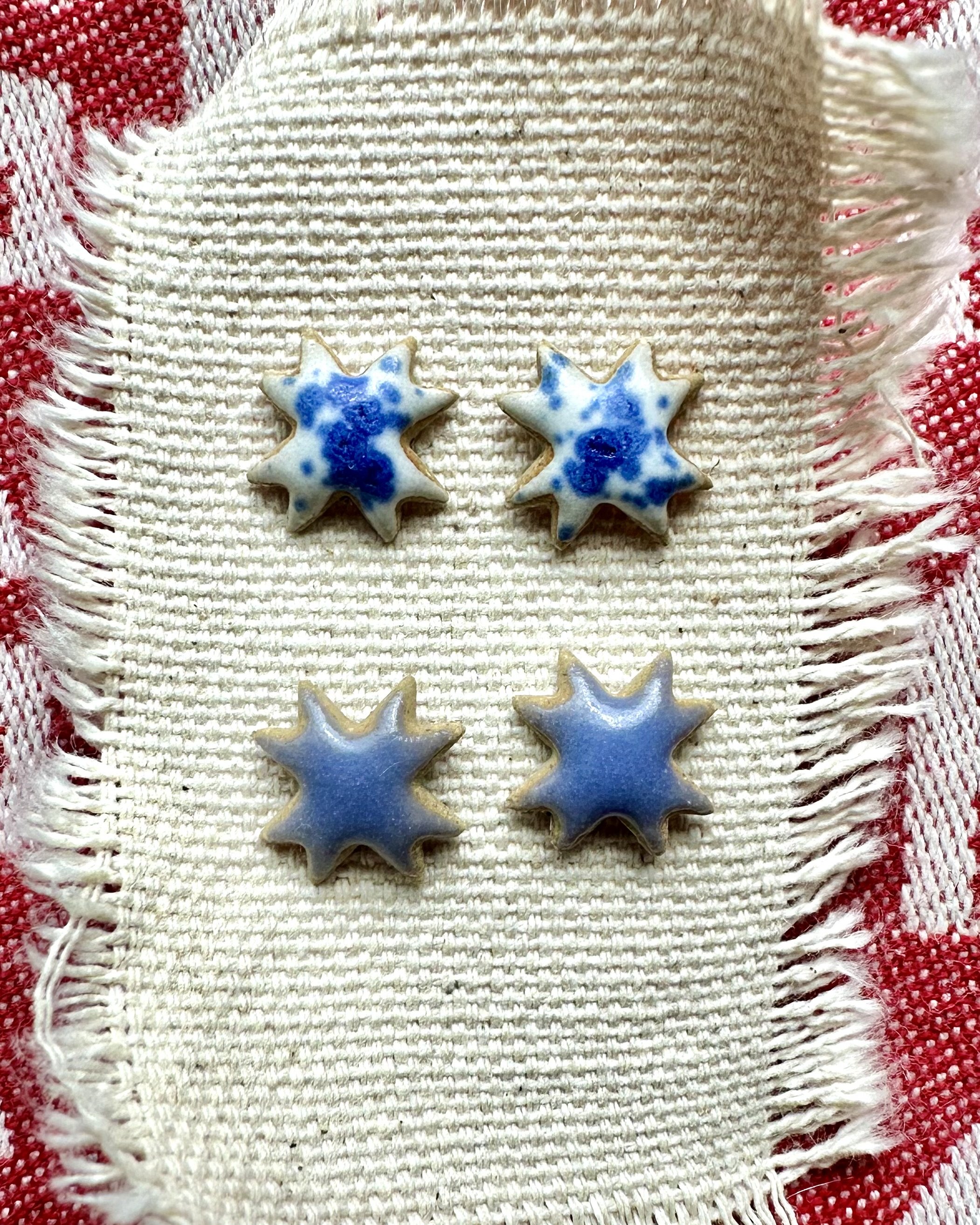 PURPLE AND BLUE SPECKLE QUILT STAR EARRINGS