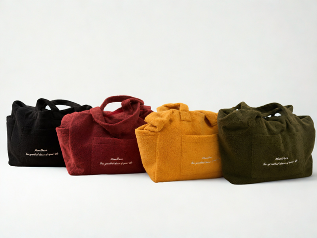 EVERY DAY CHAOS SLOUCH TOTE