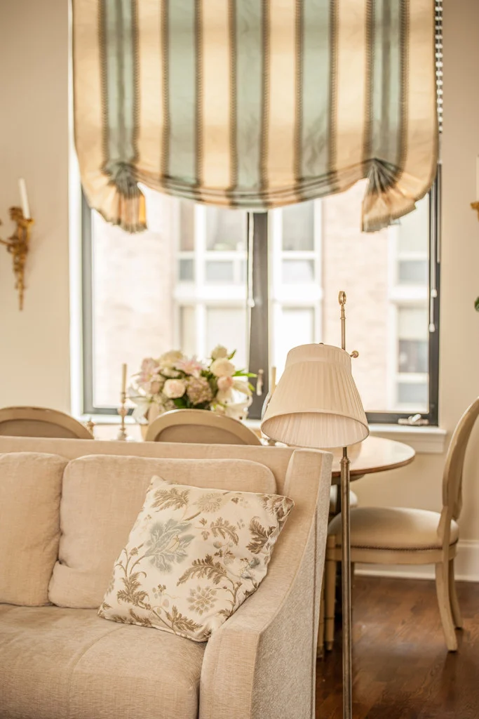 Chi-condo_livingdining-683x1024.jpg
