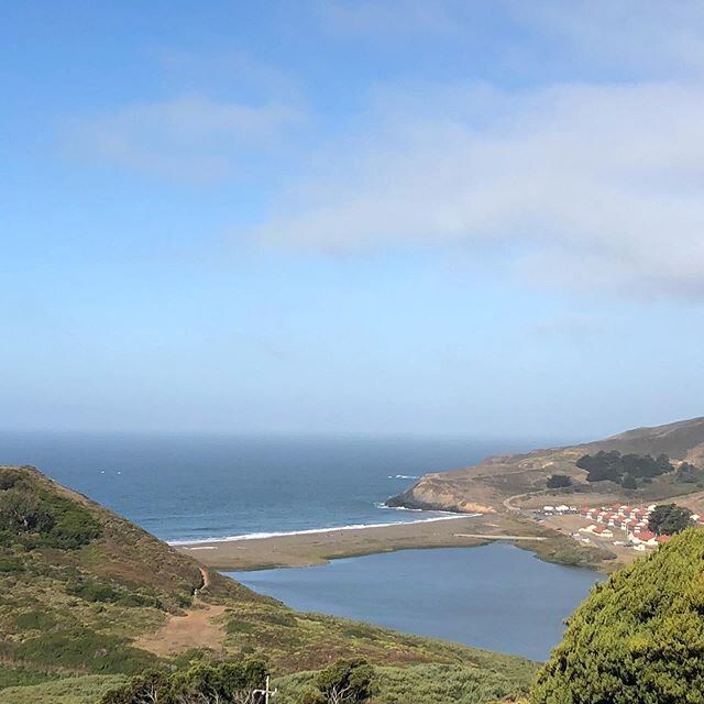 It's the perfect day for a drive. Rodeo Beach is a gorgeous 20 minute drive from the hotel. The views alone will fill you up!
.
.
.
.
.
#oceandrive #outandabout #freshair #fun #bythebay #beautifuldrive #sanfranciscoskyline #stunningviews #lovetowalk 