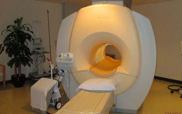 bay-radiology-mri-machine-2.jpg