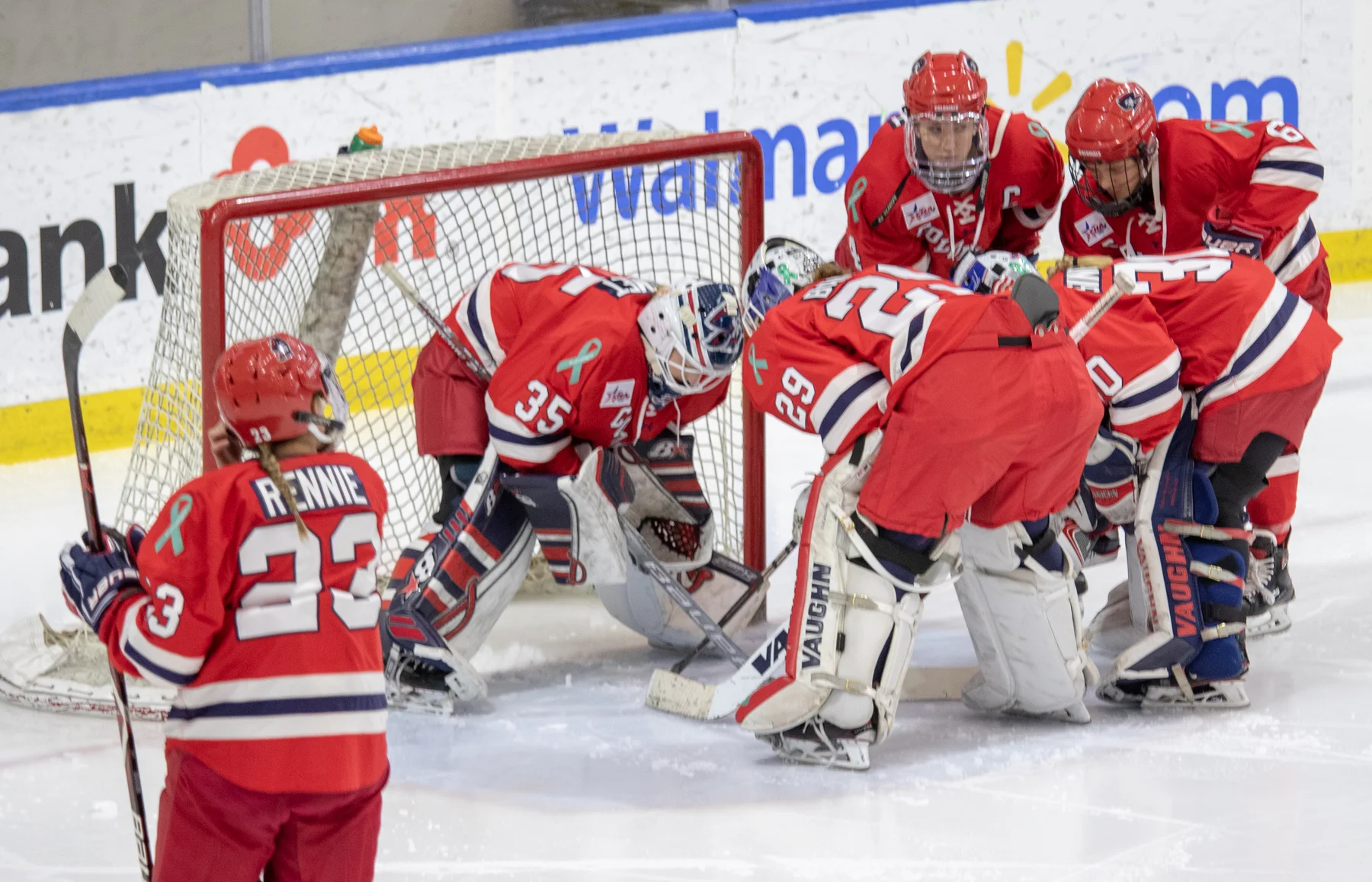 2019_RMUvMercyhurstCHASemifinals-101.jpg