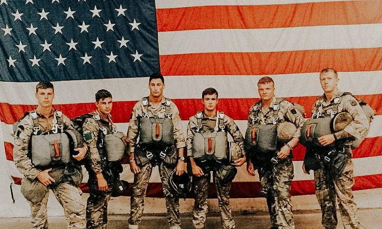 Paras in America.jpg