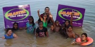 Yurmulun Kids enjoying a cool off during a water safety session. Left: D’Anjua Callaghan,Tia-Rae Charles, Chantelle Shovellor, Brandy Charles, Aleerah Ozies, Jack Macale, Brendan Charles, Kamahl Maru, Shai-ann Ozies, Shi-ahn Dwyer. Back: Smarter than Smok