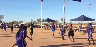 Milargoon Women playing against the Breakers