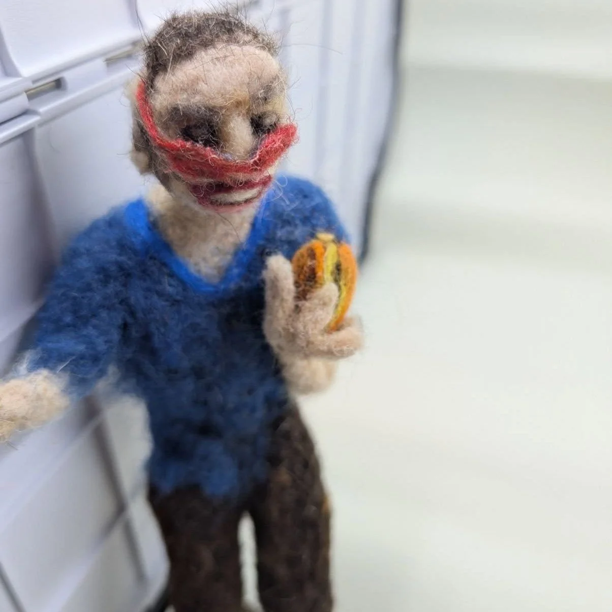 Ok, so before I became slightly proficient in the felt art stuff- I practiced by making a TON of little holiday presents for my poor poor friends. It was wild and I had to practice expressing the thingness of a thing through the hair of sheeps.

But,