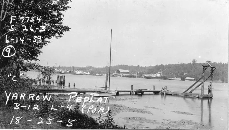 View from the northeast side of Yarrow Point, across Yarrow Bay to the Lake Washington Shipyard in 1939. The proposed Navy piers would have filled in this space.