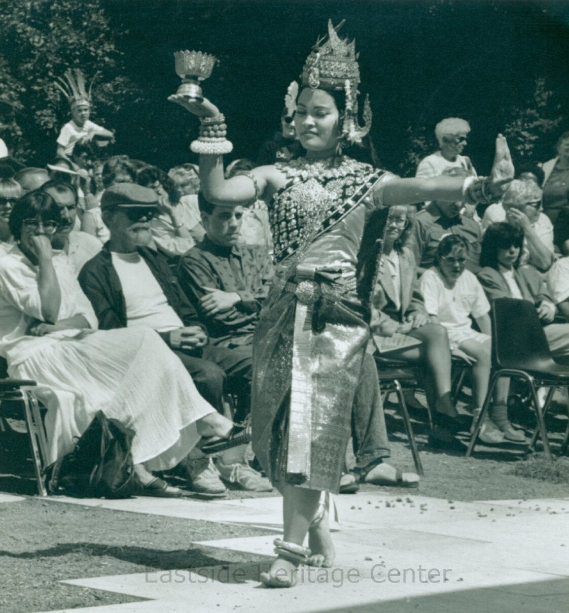 Happy New Year to our Thai, Laotian, and Khmer community members!

(RD 2007.022.131) Malene Sam dances at the Festival Celebration of Cultures at Crossroads Community Center, 1992. Photo Credit King County Journal Collection.

#localhistory #kingcoun