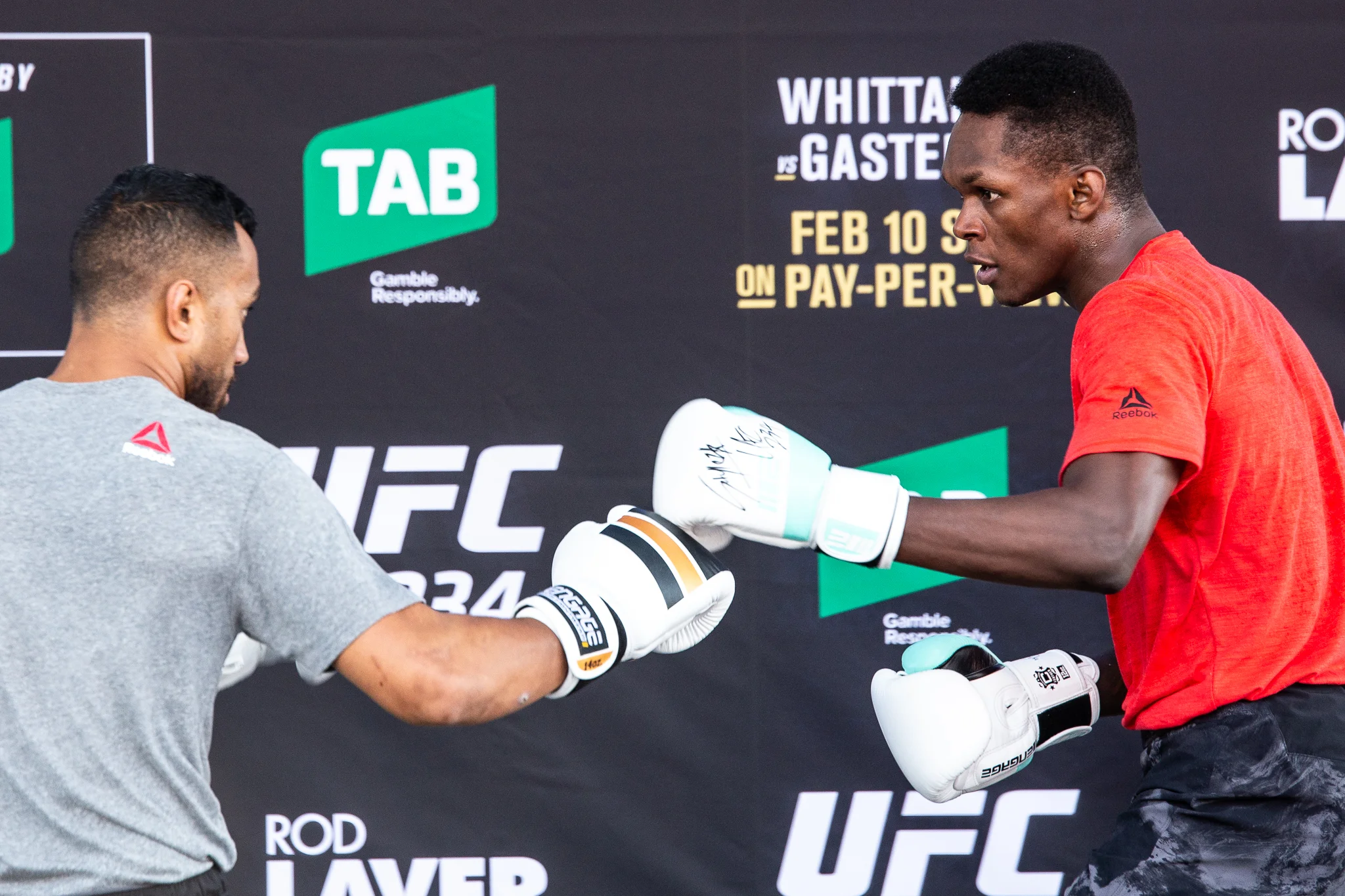 israel-adesanya-ufc-sparing-event.jpg
