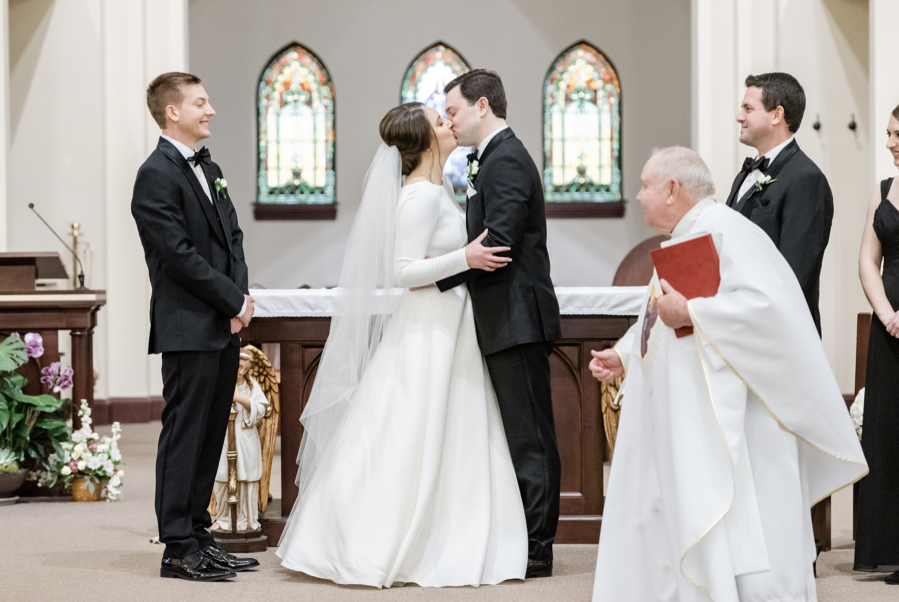 Dayton-Cincinnati-wedding-planner_dayton-masonic-center_0046.png
