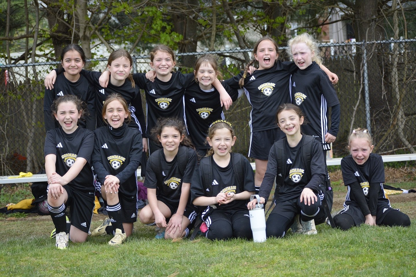Congratulations to the Kraken on their nail-biting 5-4 victory via shootout in the LI Cup yesterday to advance to the quarter-finals. Keep up the great work, girls! 👏🏼⚽️ #CommackSoccer #CommackSoccerLeague