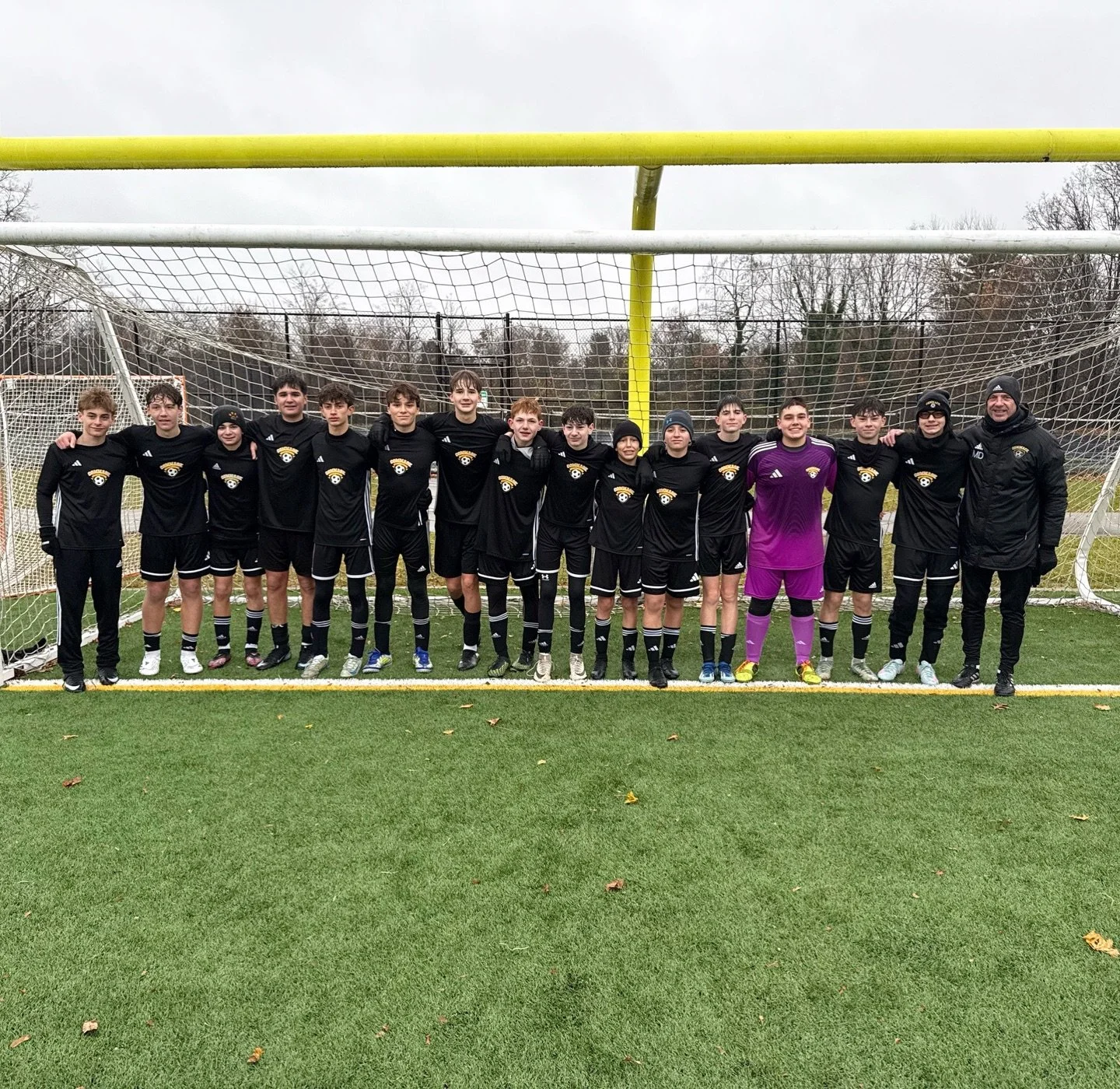 Congratulations to the BU15 Vipers who competed in the top bracket at the Massapequa Thanksgiving Tournament and finished in first place with an undefeated 4-0 record. Way to go, boys! 👏🏼🏆⚽️🥇 #CommackSoccer #CommackSoccerLeague