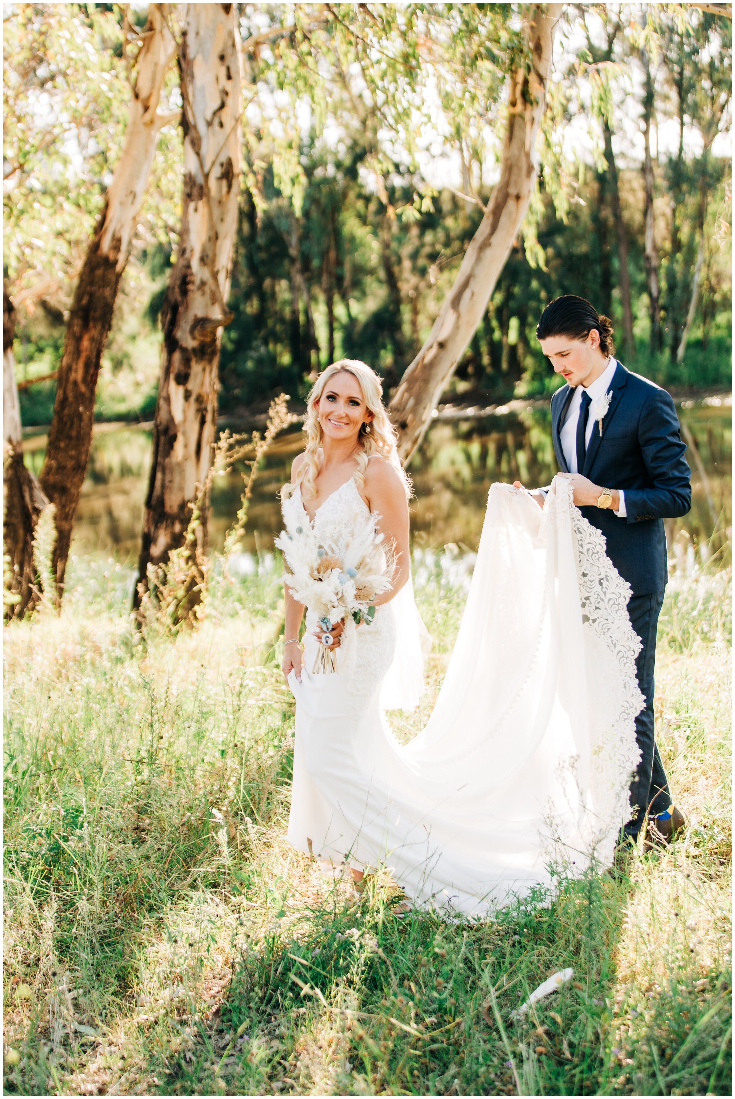 Outback_Cellar_Dubbo_Wedding_Photographer_0267.jpg