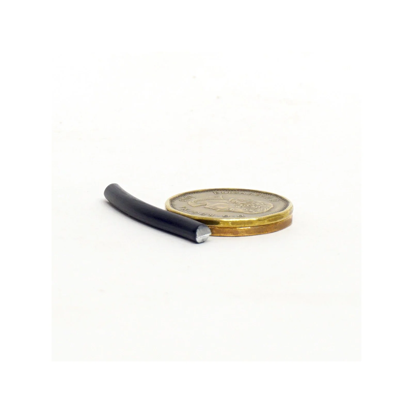 4 mm zoom sq.jpg