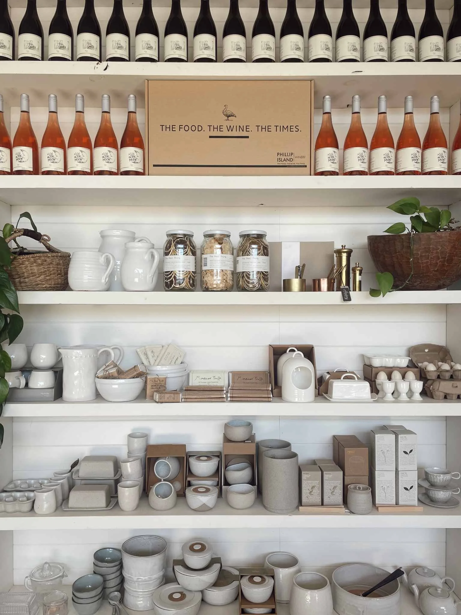 Shop Image wine and gift items.jpg