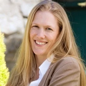 AMT CEO - FIona Lowrie
