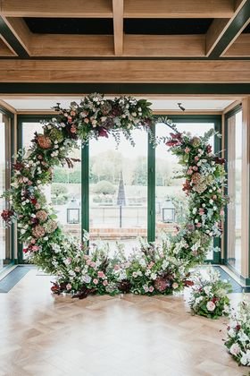 Job - Thatch & Roses5.jpeg