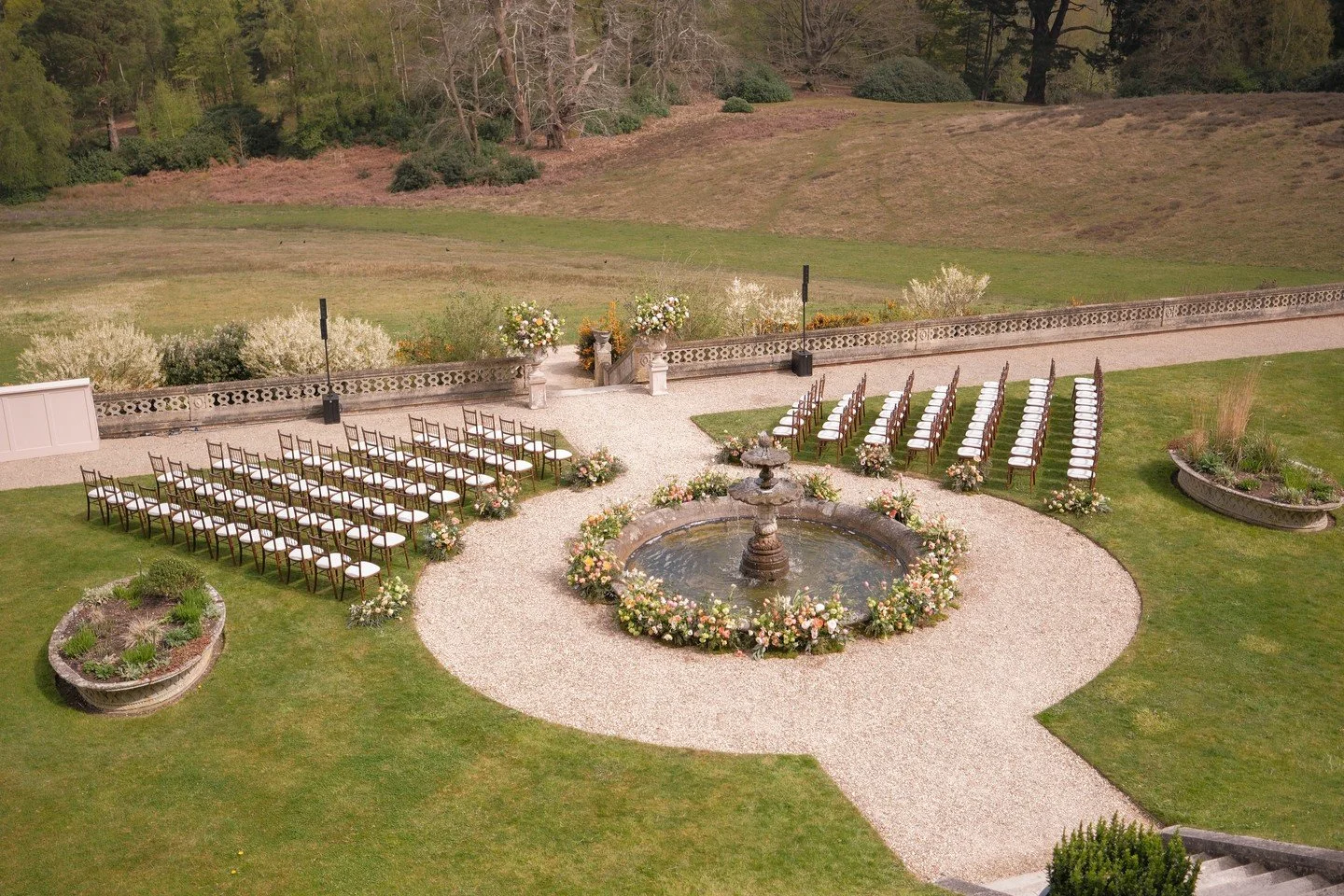 Our member florists continue to create the most incredible events, from intimate gatherings to large-scale designs like this. 🌸 

We&rsquo;re so grateful to have such varied experience within our community.

When it comes to events, hiring a florist