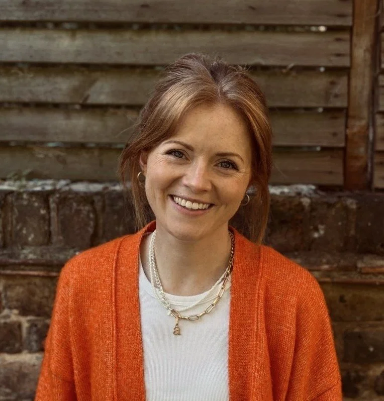 CAITLIN LUM - LONDON