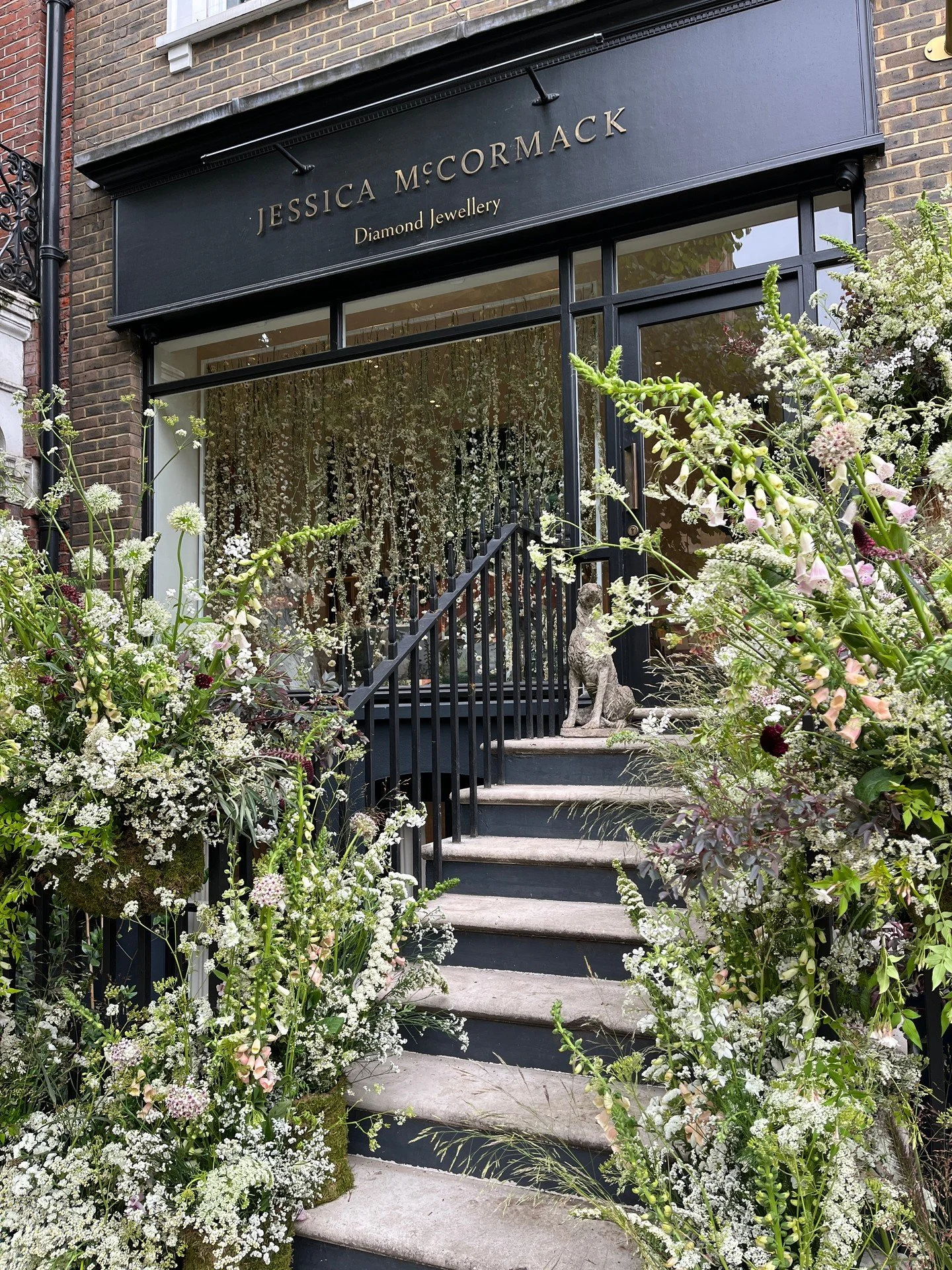 Chelsea in Bloom is a couple of months away and the planning has already started ✨ 
It's one of those events we look forward to every single year, the floristry on show never fails to stop us in our tracks.

Are you involved this year? 
Comment below