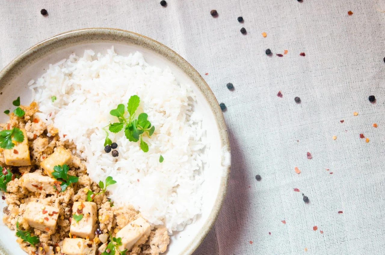 Chickenonemalbowl.jpeg