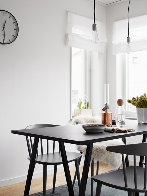 black-and-white-Scandinavian-kitchen.jpg
