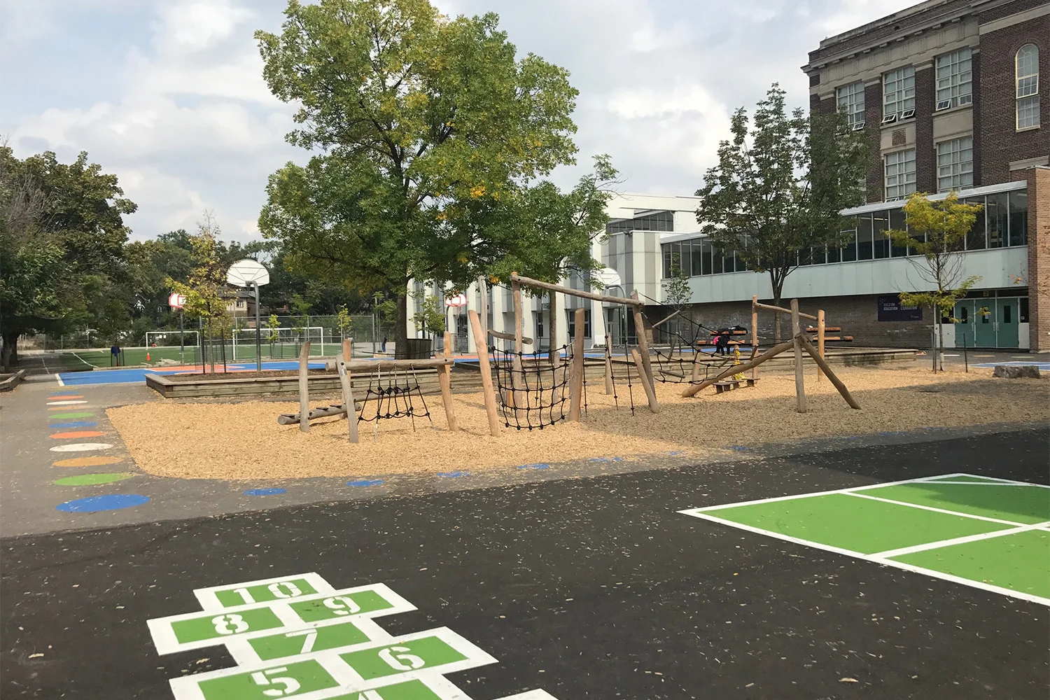 runnymede-jps-02.JPG