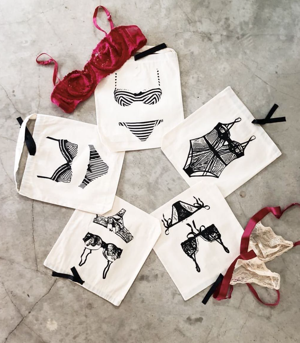 @madame_bijouxx, lingerie bag.png