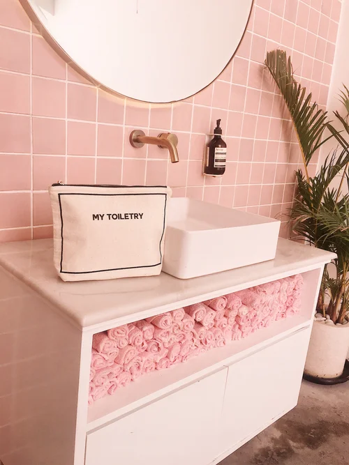 MY TOILETRY CASE MOOD.jpeg