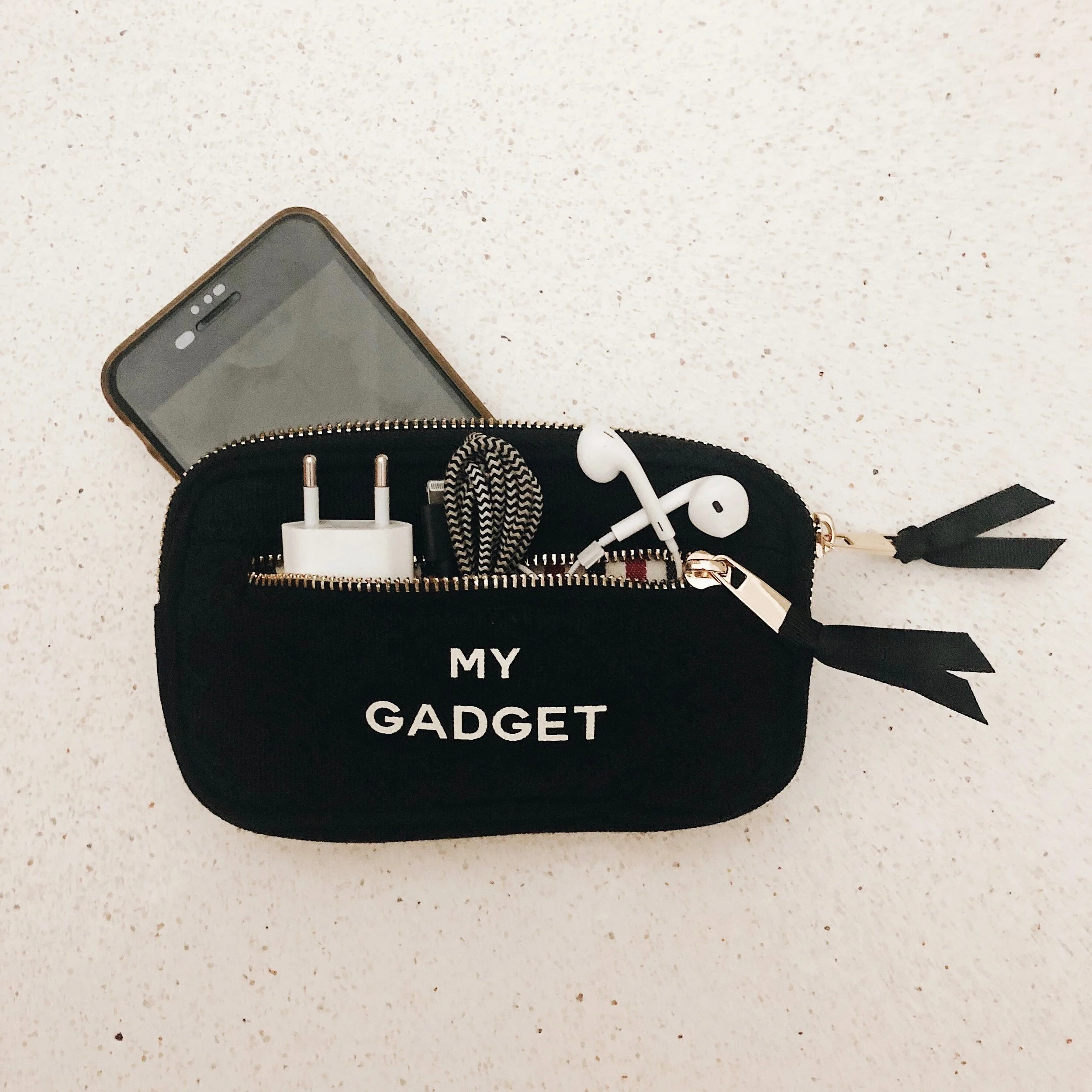 my_gadget_black_bag-all_7-944051.jpg