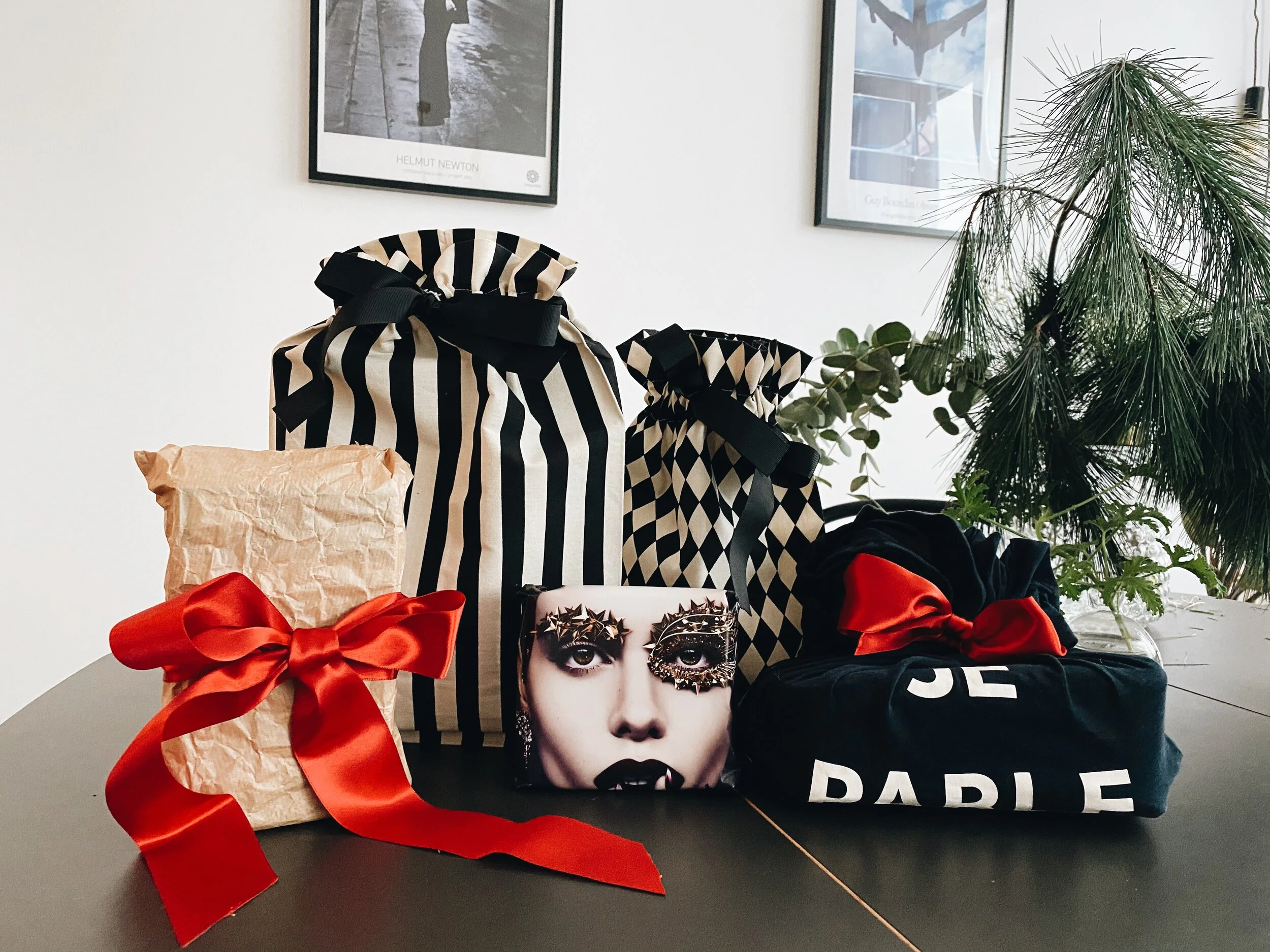 Alternative gift wrapping easy as 1, 2, 3 &amp; for FREE!