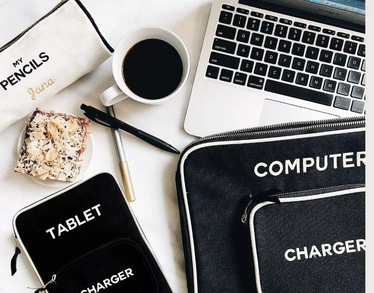 Ivory+and+Ash+Grey+Photo+DIY+Influencer+Minimalist+Instagram+Post+Set.jpg