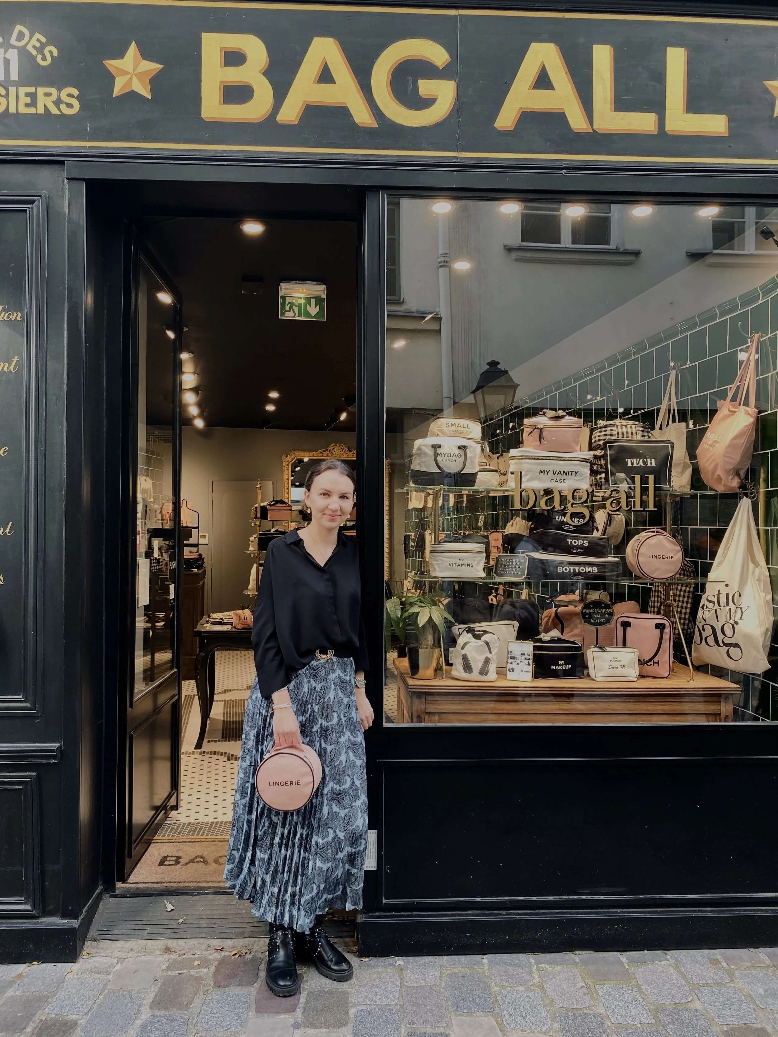 Elsas favorite thing. 