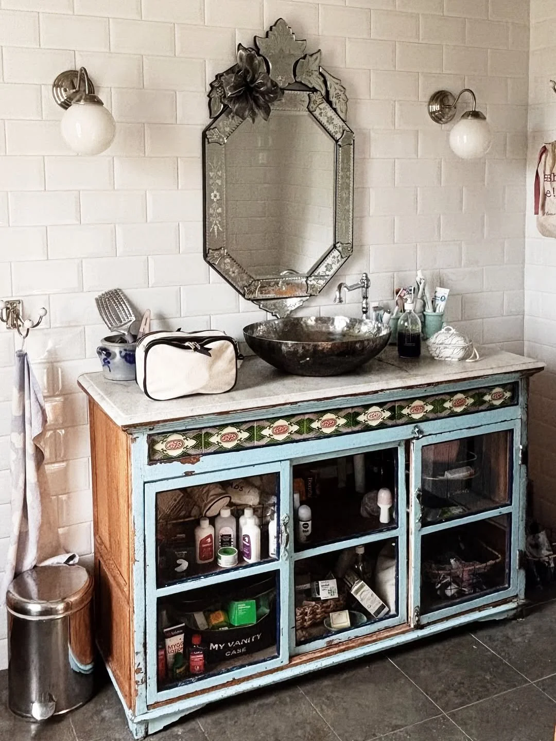 Back to Routine with the Triple Sided Case