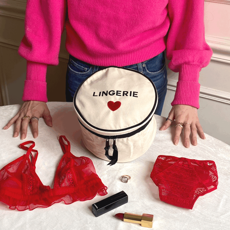 Bag-all Round Lingerie Case Cream Valentine Edition