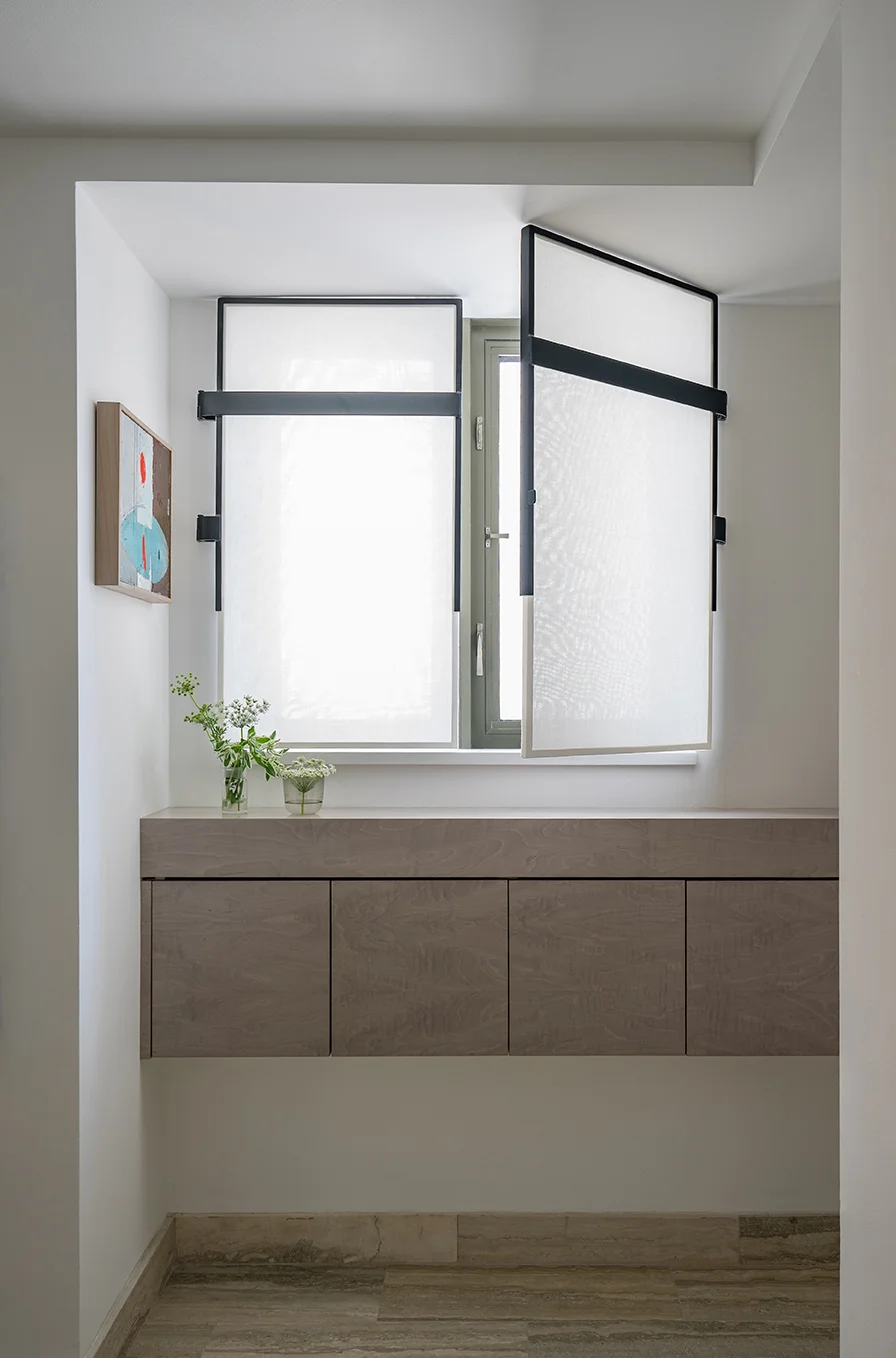 Window treatments in a contemporary penthouse in Boston