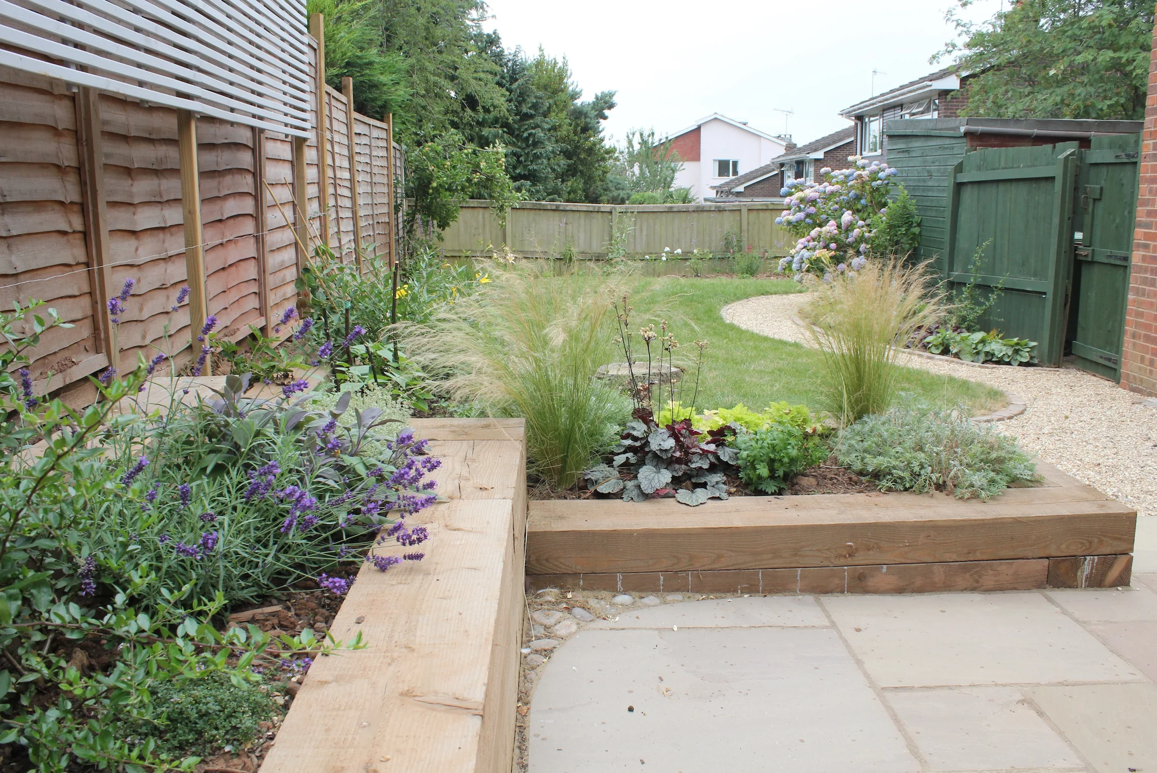 down garden small.jpg